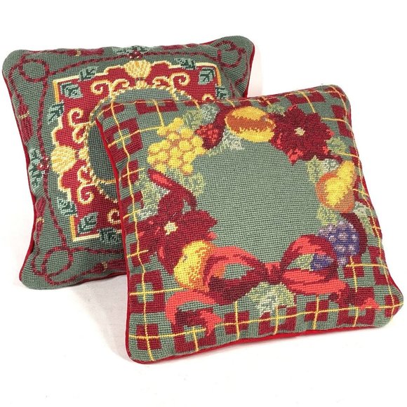 Vintage Christmas Needlepoint Pillow Pair Set 2 Wool Jabara 12” Square Velvet‎ - Picture 1 of 14